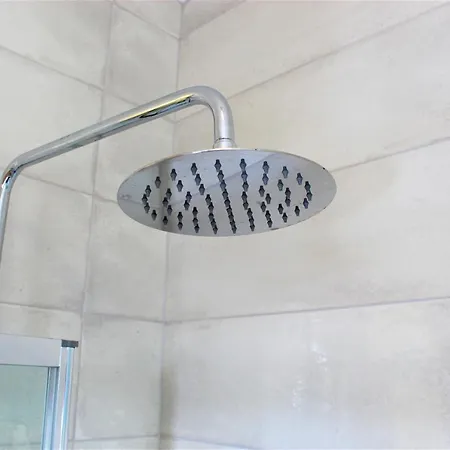 St Martin's, Guest Vendégház 4*