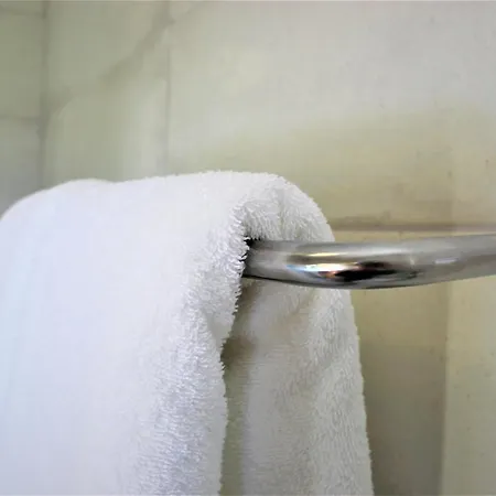 St Martin's, Guest Vendégház 4*