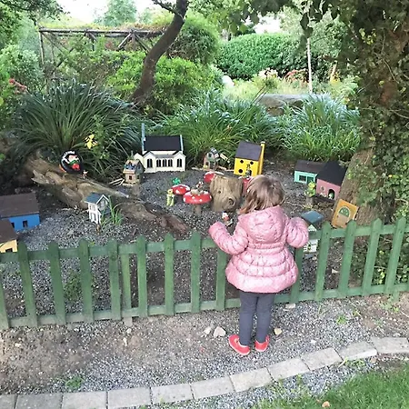 St Martin's, Guest Vendégház 4*